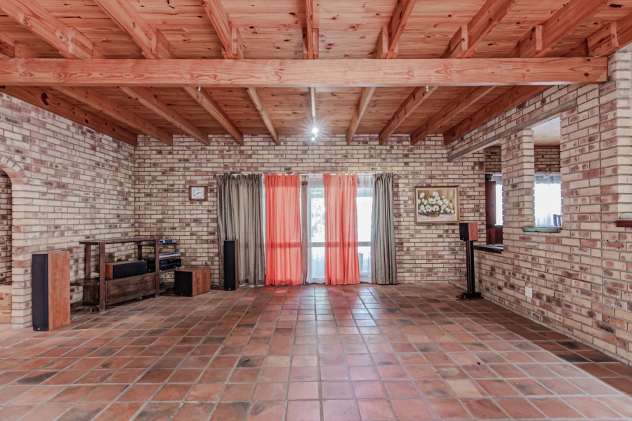 Commercial Property for Sale in Waagfontein North West